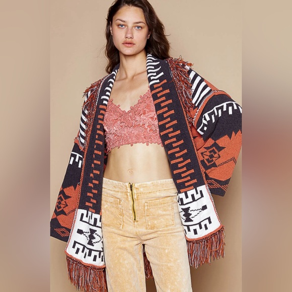 POL Sweaters - #078 👻 Last 2! POL D9 Aztec tribal pattern sweater cardigan